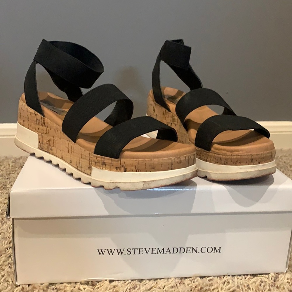Steve Madden Bandi Elastic Cork Flatform Sandals. Size 9